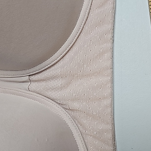 Vanity Fair Wireless Bra 44DD Light Pink - Picture 4 of 10